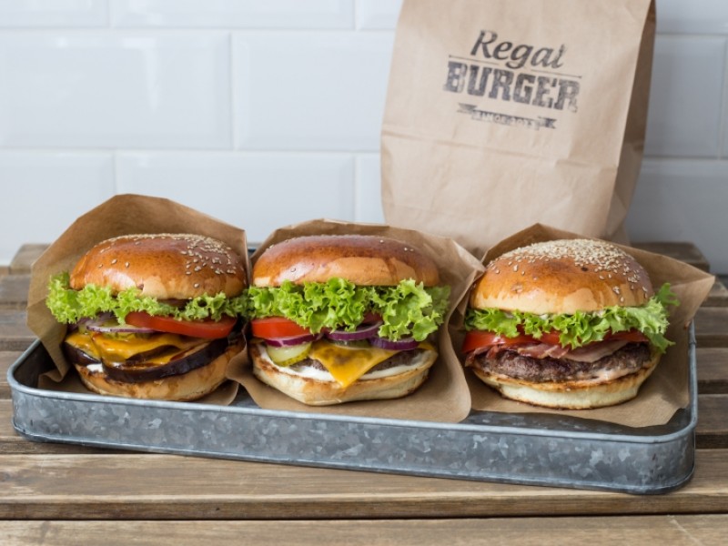 Regal Burger